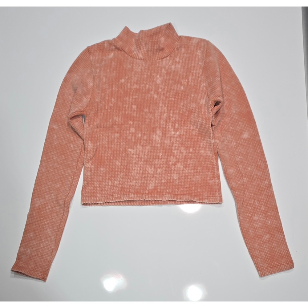 Aeropostale Seamless Top‎ Medium Mock Neck Long Sleeve Coral Crop Top